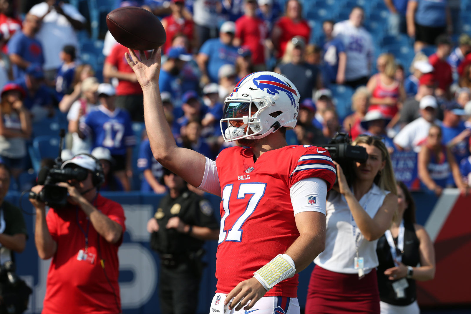 1019072894 McCoy Sports Buffalo Bills training camp